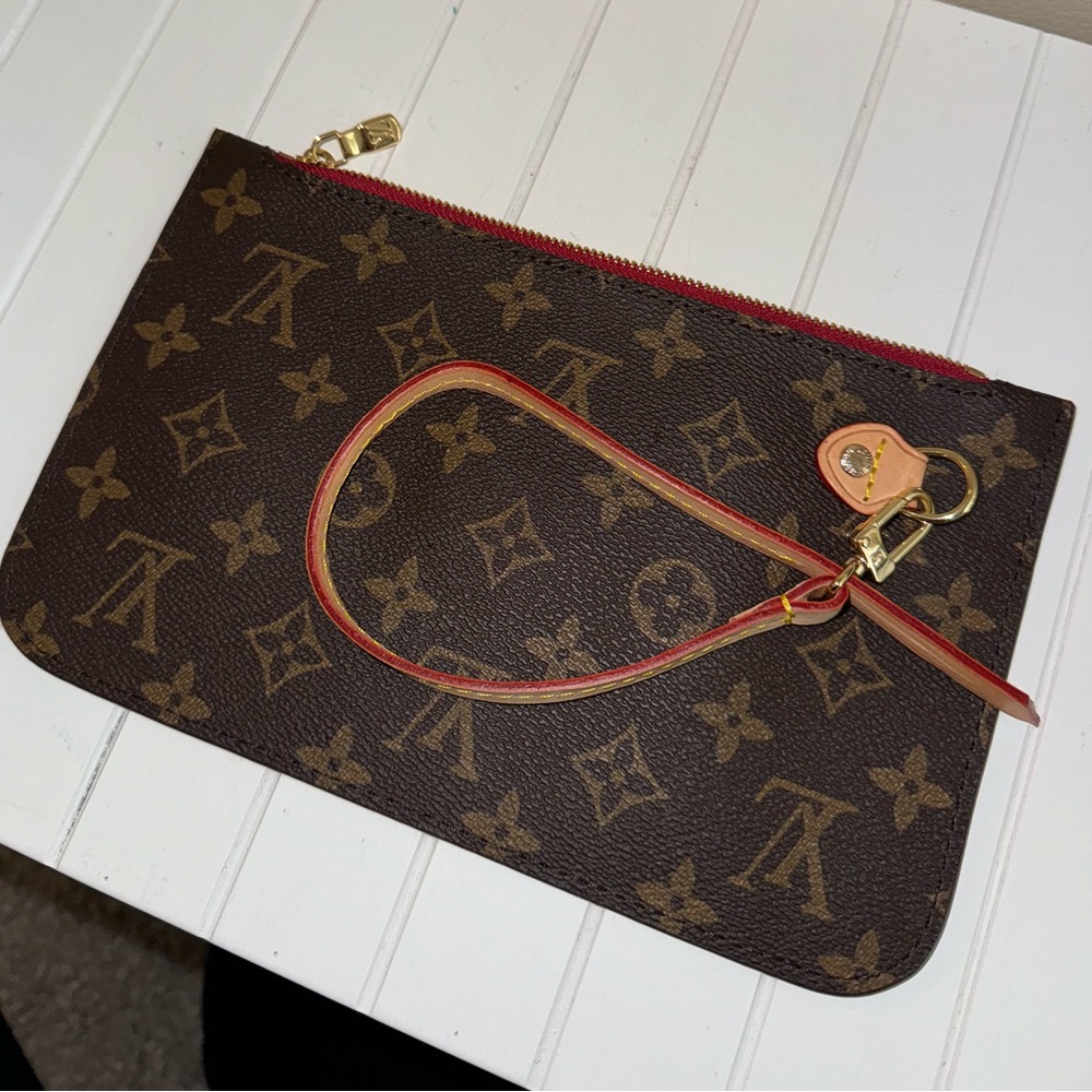 Louis Vuitton Neverfull Wristlet NWOT